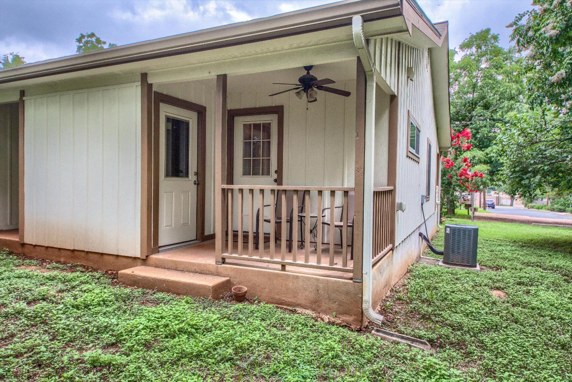 Annettes Cottage A Fredericksburg Exterior photo